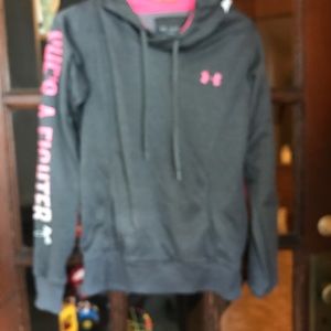 Under Armour sweatshirt small